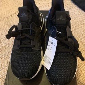 Adidas Ultraboost 19 Womens 6.5